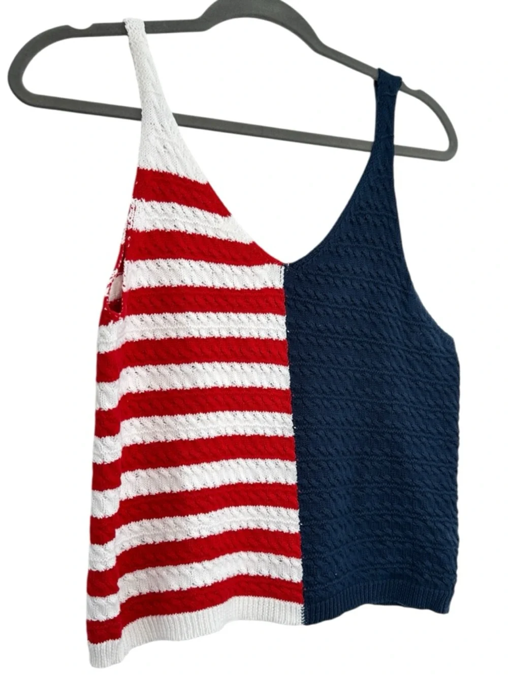 Moon & Madison American Flag Red White & Blue Stars & Stripes Knit Tank Crochet - Picture 4 of 7